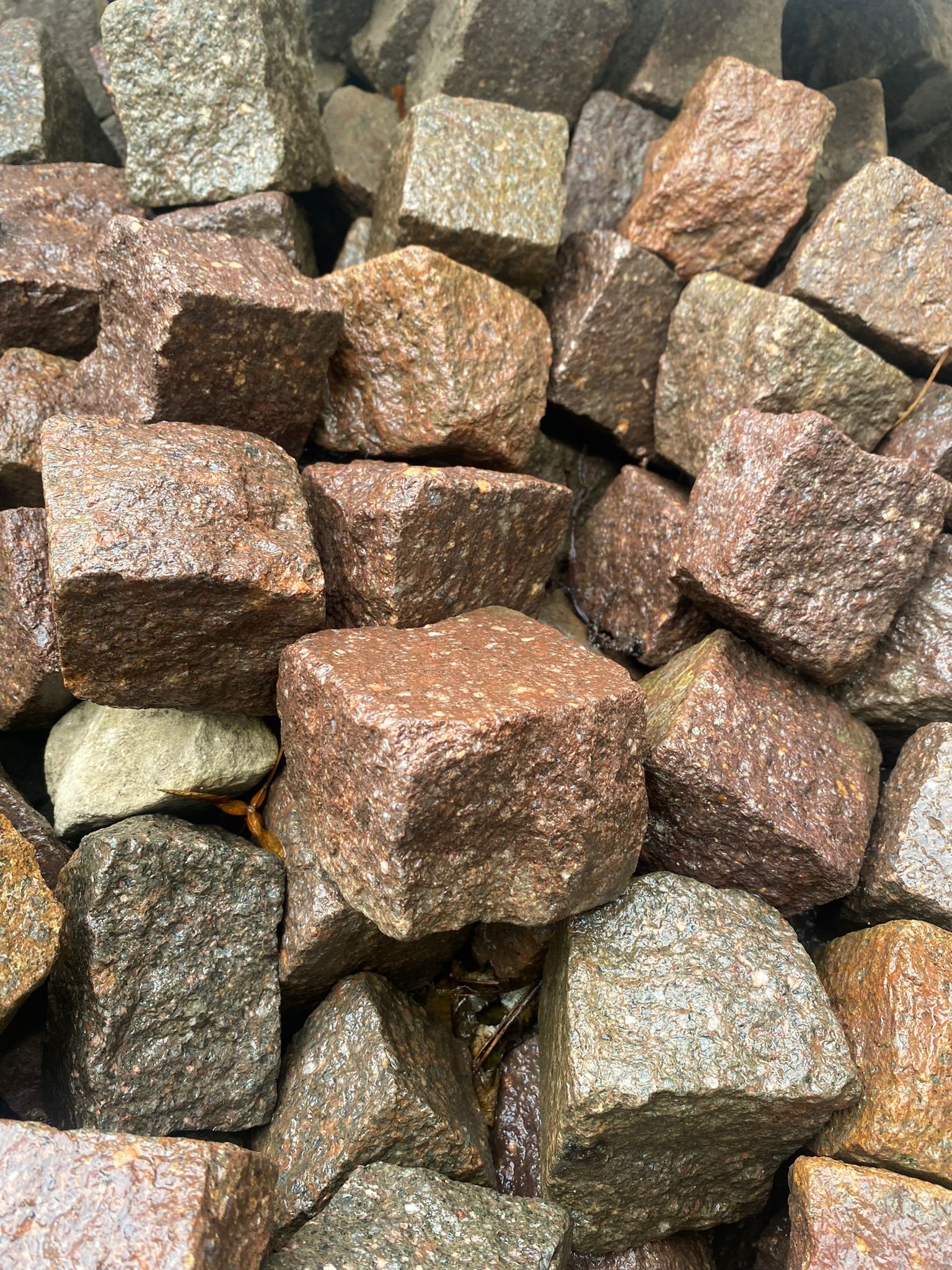 Small Red Granite Cubes